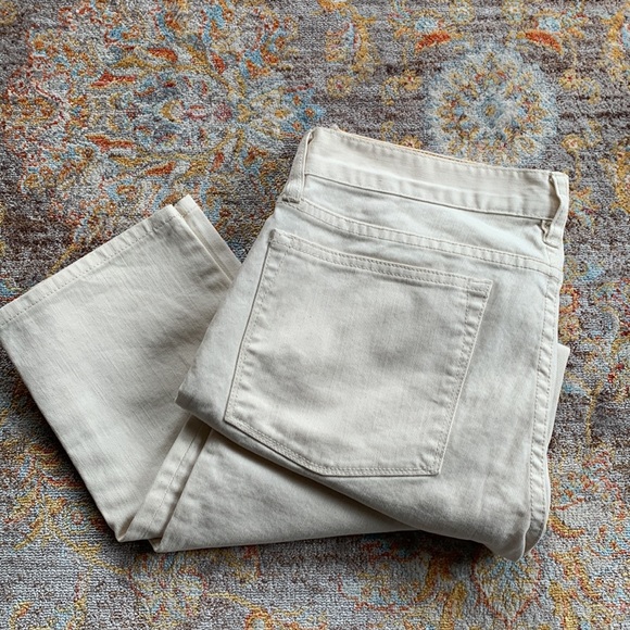 Cream/off white jeans. - Picture 2 of 8